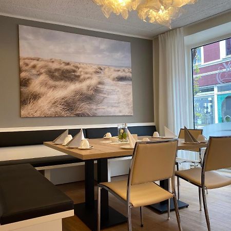 Hotel-Pension Mandy - Adults Only Зенфтенберг Экстерьер фото